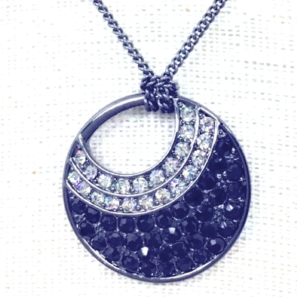 [Givenchy] Hematite Tone Pave Black Rhinestone Pendant Adjustable Necklace - Picture 4 of 9